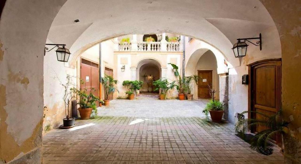Hotel Palermo Kalsa Exterior foto